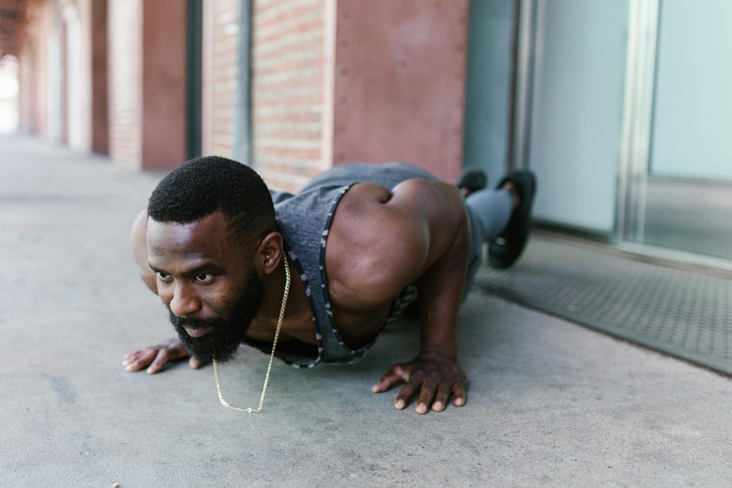 Kostenloses Stock Foto zu afroamerikaner, aktivbekleidung, aktiver lebensstil